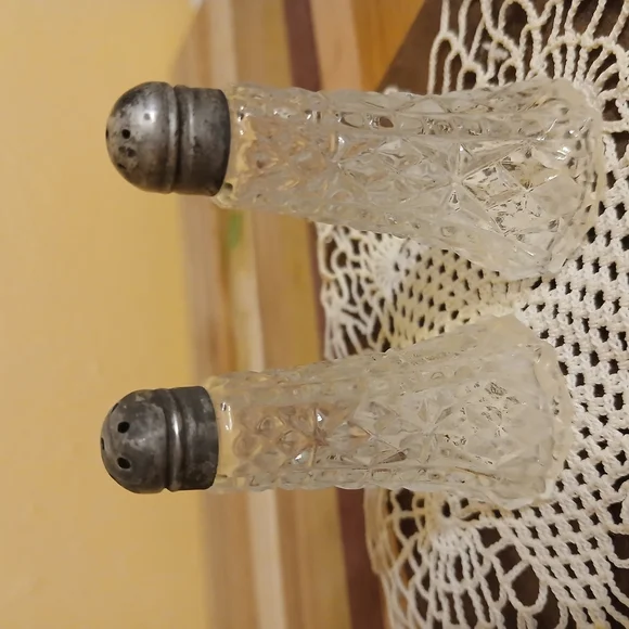 Vintage Glass Salt and Pepper Shakers - Picture 1 of 3